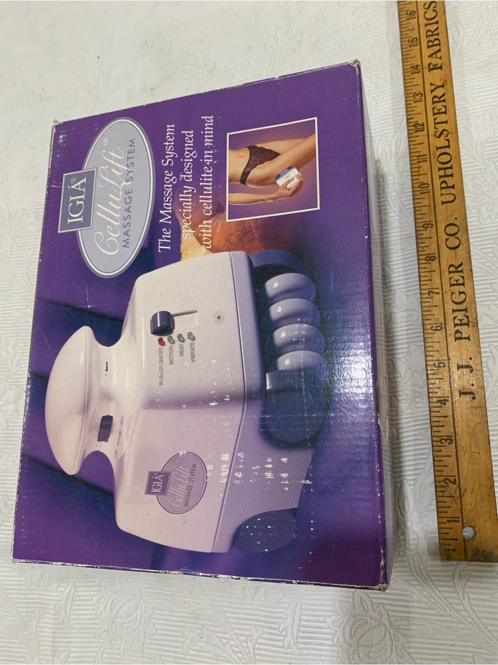 IGIA Cella Vibe Massage System - White & Lavender
